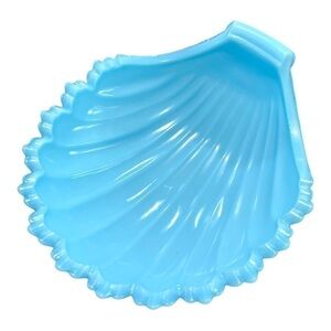 VINTAGE, WESTMORLAND, GLASS SEA SHELL, SATIN BLUE CUSTARD GLASS COLLECTION.
